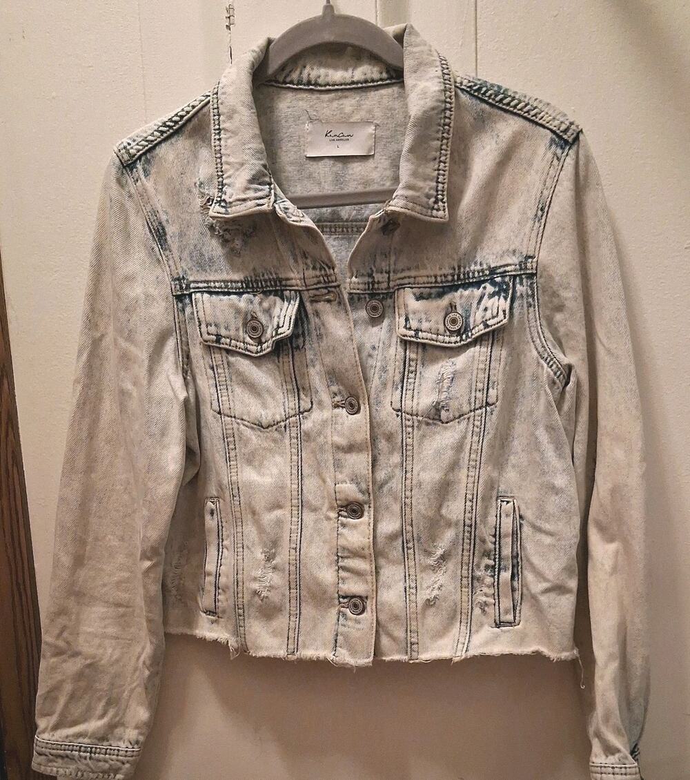 KanCan LA Size L 100% Cotton Acid Wash Destroyed Distressed Pockets Jean Jacket